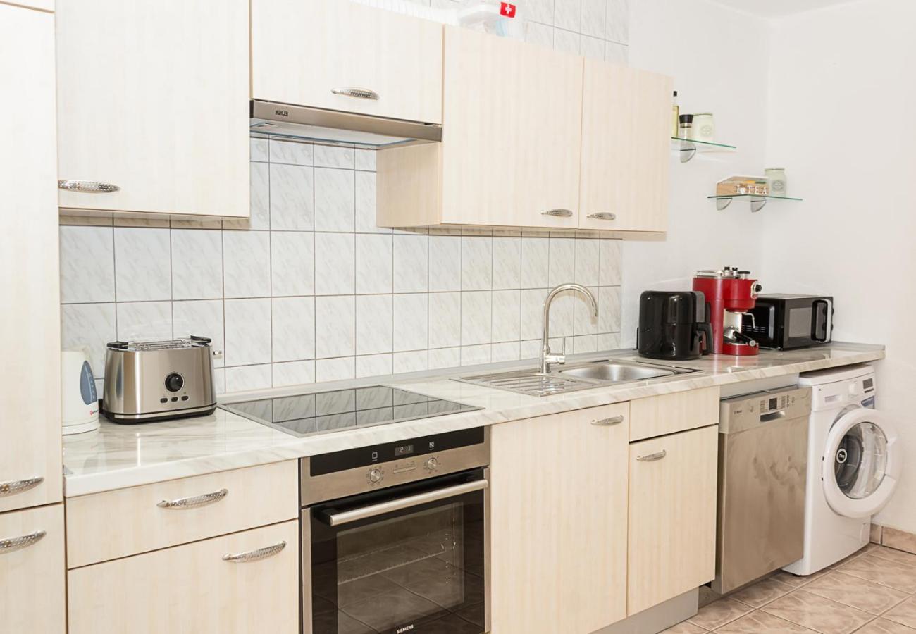 Ferienwohnung Two Identical Designer 2Bd Flats With Sea View In Balchik By Flat Mаnager Exterior foto